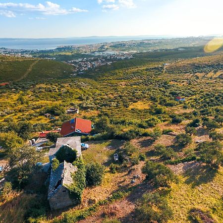 فيلا Olive Garden House In Zrnovnica With A View & Bbq المظهر الخارجي الصورة